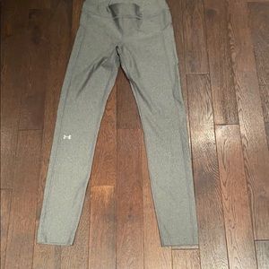 Grey under armour leggings, size M